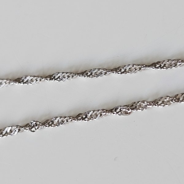 https://ekszeraukcio-product.s3.eu-central-1.amazonaws.com/013f5642-be50-48c4-9542-3ca68499ec58_thumbnail