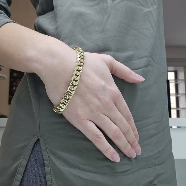 https://ekszeraukcio-product.s3.eu-central-1.amazonaws.com/03f26696-798c-4d51-a3d9-d7dd80ac7330_thumbnail