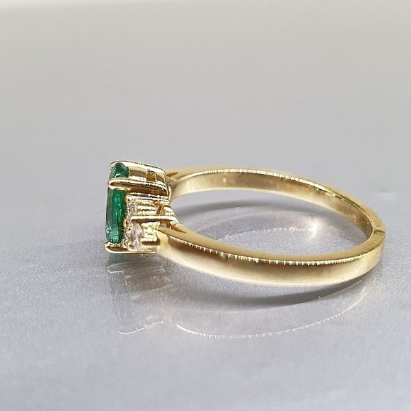 https://ekszeraukcio-product.s3.eu-central-1.amazonaws.com/07670a7d-4e50-4ce4-81fa-9038abbfc90a_thumbnail