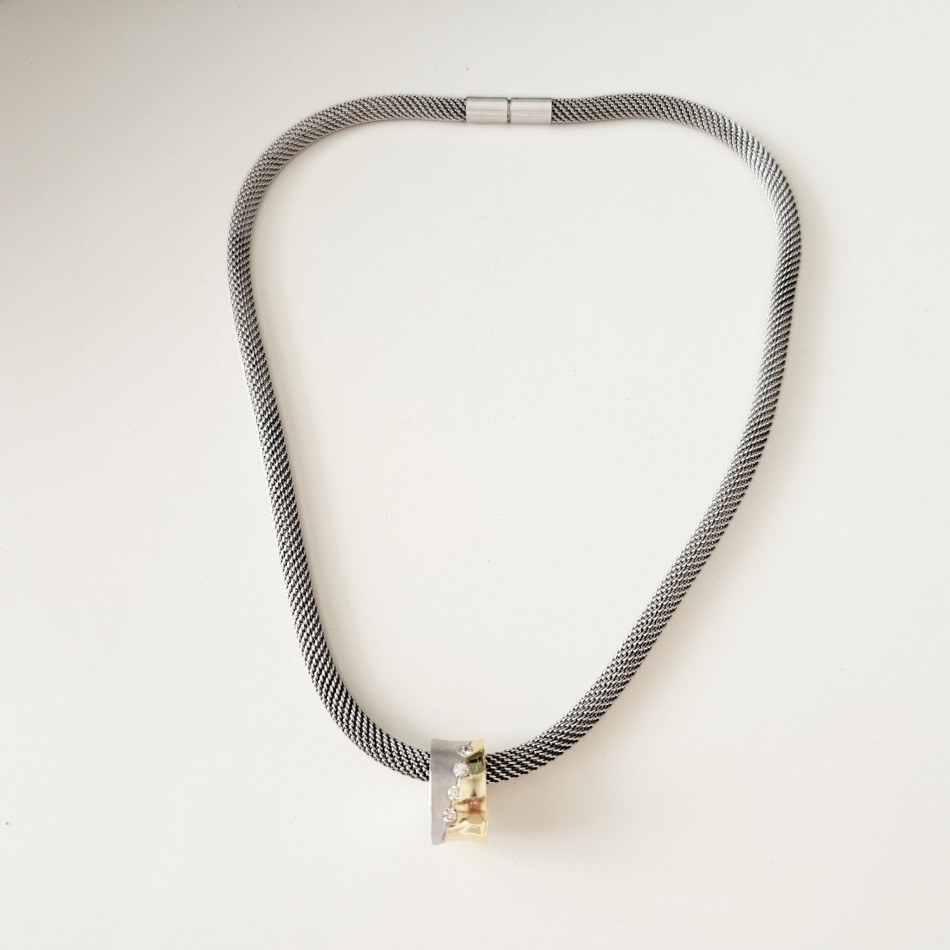 https://ekszeraukcio-product.s3.eu-central-1.amazonaws.com/0b1059e3-ce1d-4cd1-af25-c552a6aabff0