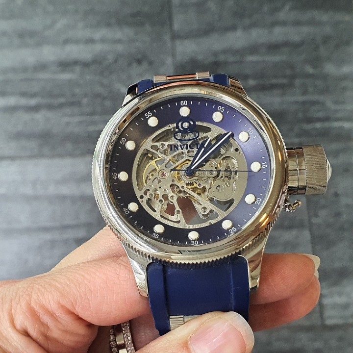 https://ekszeraukcio-product.s3.eu-central-1.amazonaws.com/12d2e88a-3e87-4958-989a-101199c9f349