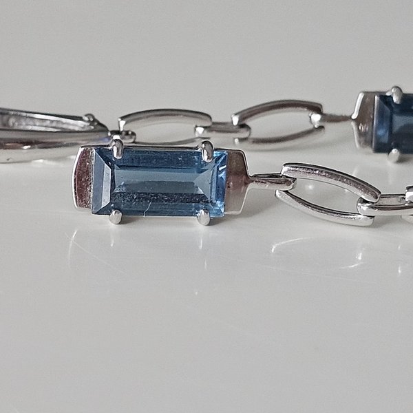 https://ekszeraukcio-product.s3.eu-central-1.amazonaws.com/12def7b3-8cd7-4e71-8897-62c560d3cffe_thumbnail