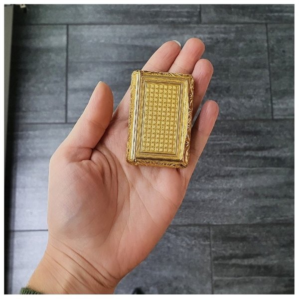 https://ekszeraukcio-product.s3.eu-central-1.amazonaws.com/1535441d-e030-4a41-9376-8d67c1645a71_thumbnail