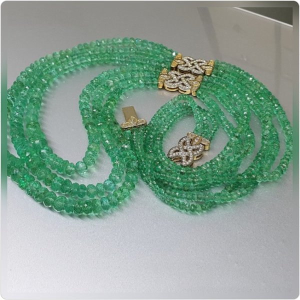 https://ekszeraukcio-product.s3.eu-central-1.amazonaws.com/1a96c3ad-50d8-42d1-b76a-0b66d0bcd623_thumbnail