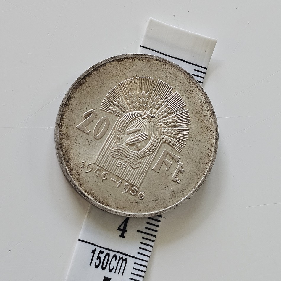 https://ekszeraukcio-product.s3.eu-central-1.amazonaws.com/1e0b33c2-ef8c-4c1d-af6b-171f214afcf6