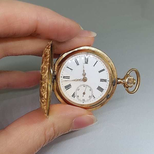 https://ekszeraukcio-product.s3.eu-central-1.amazonaws.com/1ee40c5d-905a-4a96-9a49-9fddb40d16c8_thumbnail