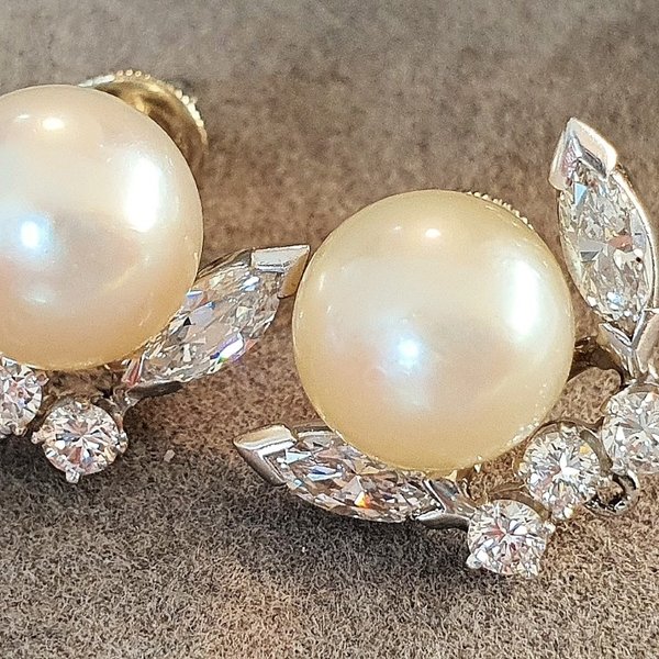 https://ekszeraukcio-product.s3.eu-central-1.amazonaws.com/2104a5c1-ca6e-47e1-95b6-77d694d78d4e_thumbnail