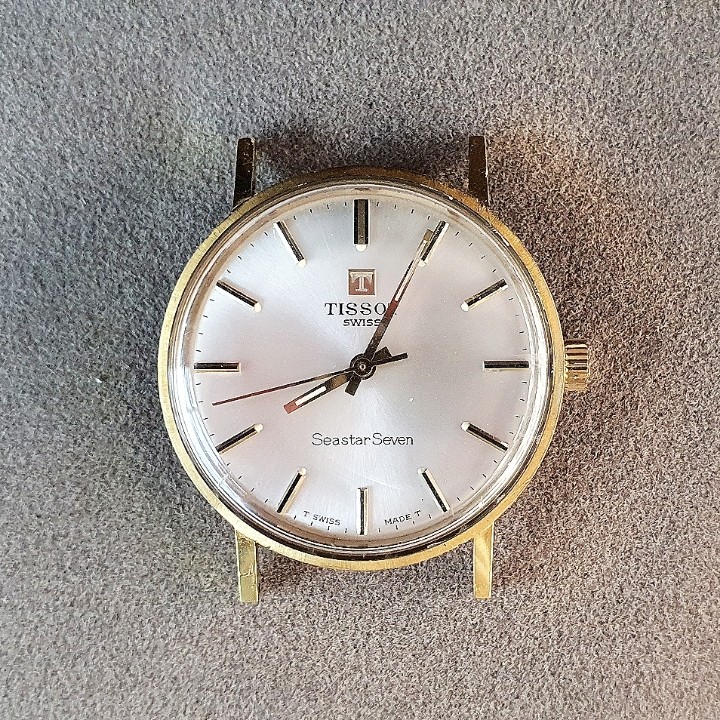 https://ekszeraukcio-product.s3.eu-central-1.amazonaws.com/32a49c75-e9c3-432a-8544-55244e0960d6
