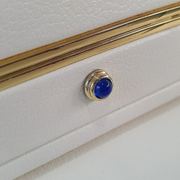 https://ekszeraukcio-product.s3.eu-central-1.amazonaws.com/35aeebf5-288e-4450-88ee-a7227d8689d4_thumbnail