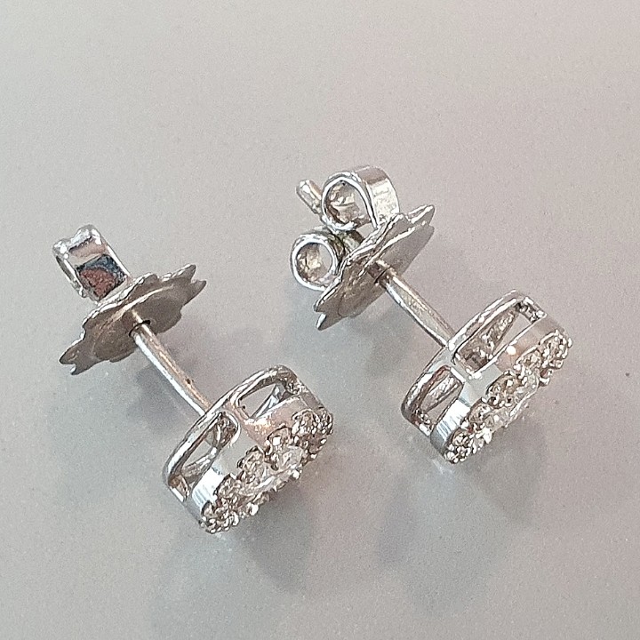 https://ekszeraukcio-product.s3.eu-central-1.amazonaws.com/39107b0d-01c9-4f41-a0e5-132b37dc0437
