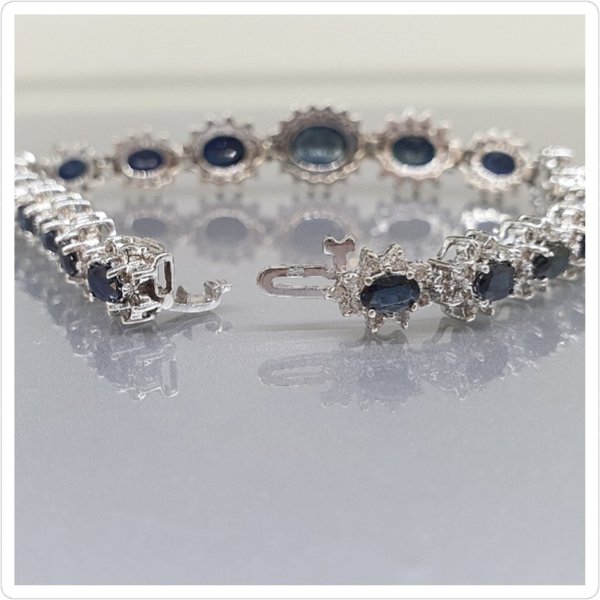 https://ekszeraukcio-product.s3.eu-central-1.amazonaws.com/3b62b4fa-615c-4267-b7de-0a573a8b03e8_thumbnail