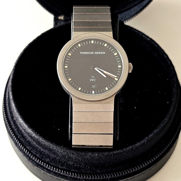 https://ekszeraukcio-product.s3.eu-central-1.amazonaws.com/3cd7b5cd-edc2-45f1-a837-4de9316149e5_thumbnail