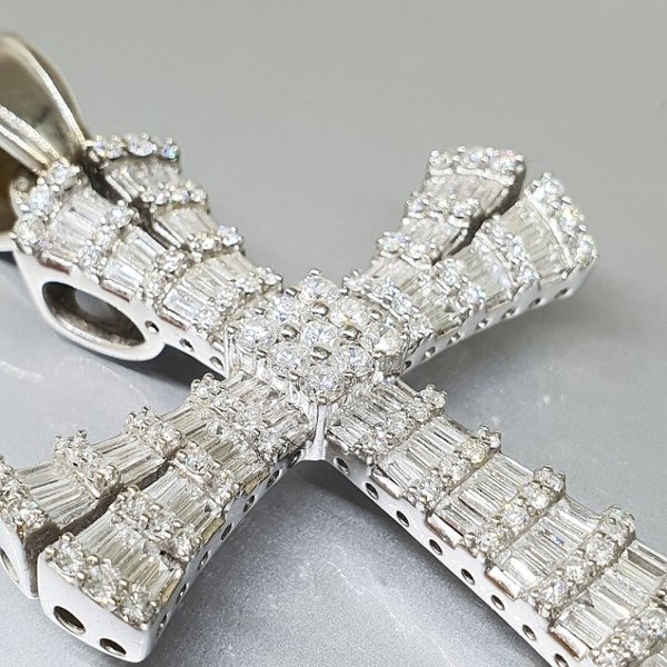 https://ekszeraukcio-product.s3.eu-central-1.amazonaws.com/3d695fd4-6a46-4d16-a643-616e13cc8544_thumbnail