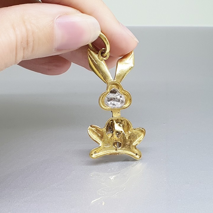 https://ekszeraukcio-product.s3.eu-central-1.amazonaws.com/475da9b1-3211-4385-99dc-5f2f60fc7815