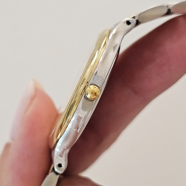 https://ekszeraukcio-product.s3.eu-central-1.amazonaws.com/4e019c4c-7822-4083-8a4e-e5775d87ad4d_thumbnail