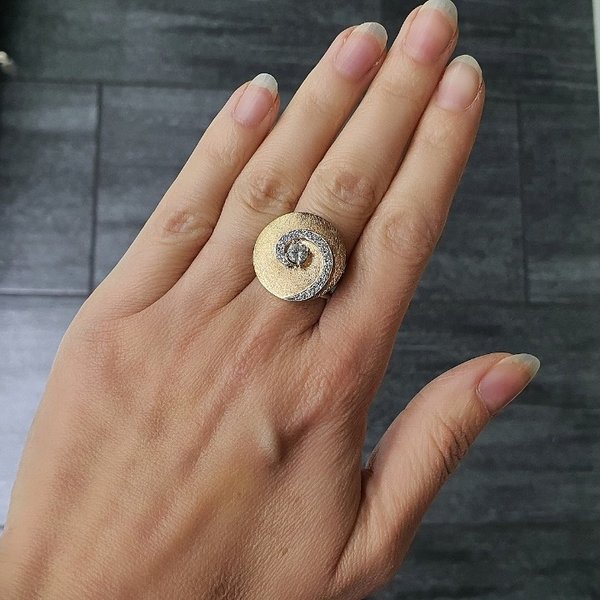 https://ekszeraukcio-product.s3.eu-central-1.amazonaws.com/647ce10a-e6bd-420a-b130-34d7e3222cf0_thumbnail