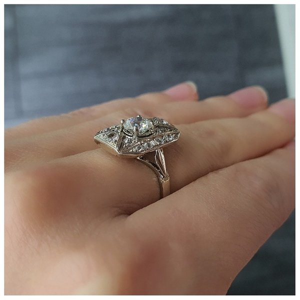 https://ekszeraukcio-product.s3.eu-central-1.amazonaws.com/6725c417-0fc8-4beb-95a2-6de5a0a22251_thumbnail