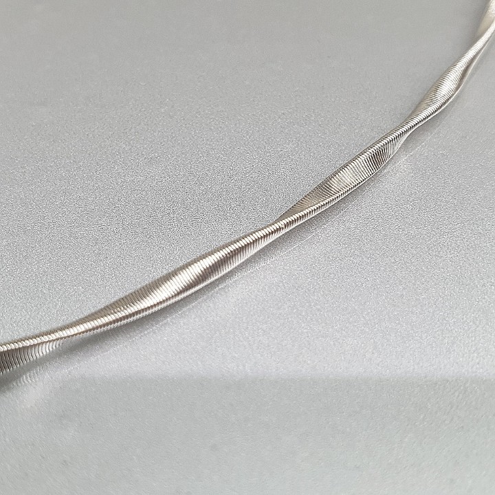 https://ekszeraukcio-product.s3.eu-central-1.amazonaws.com/68308e6d-cb52-4e35-9b18-a18e9d9329fe