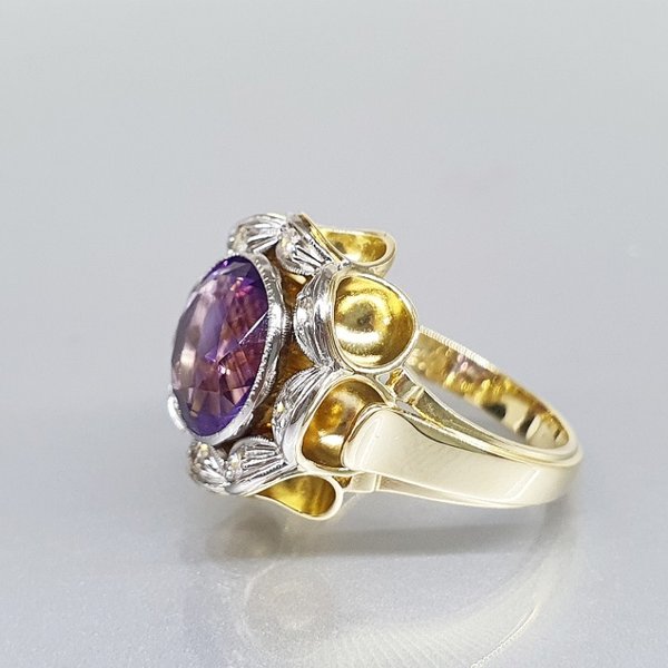 https://ekszeraukcio-product.s3.eu-central-1.amazonaws.com/6962bfdf-041f-49c4-912a-041a1f2ce833_thumbnail