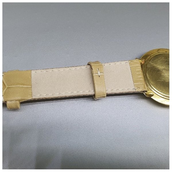 https://ekszeraukcio-product.s3.eu-central-1.amazonaws.com/6befb7fc-78a7-415a-bc25-16a746715a7b_thumbnail
