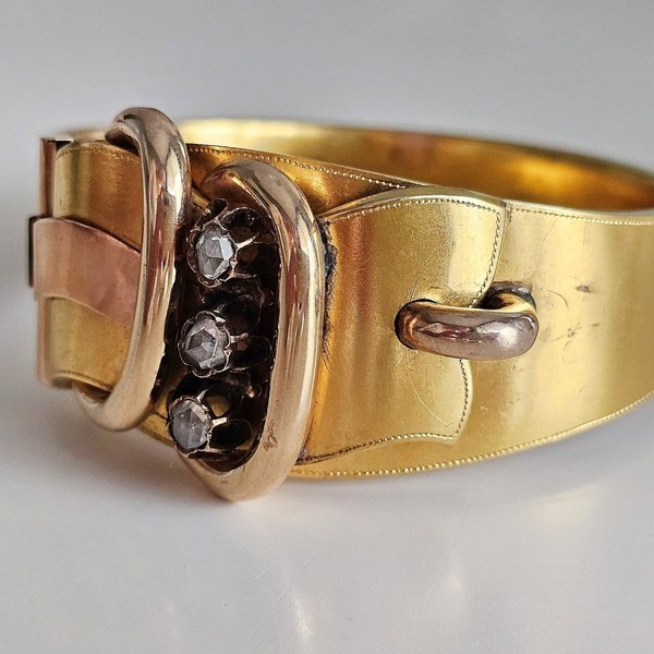 https://ekszeraukcio-product.s3.eu-central-1.amazonaws.com/6d09e692-d897-4915-8b9b-43d0f64b5c0e_thumbnail