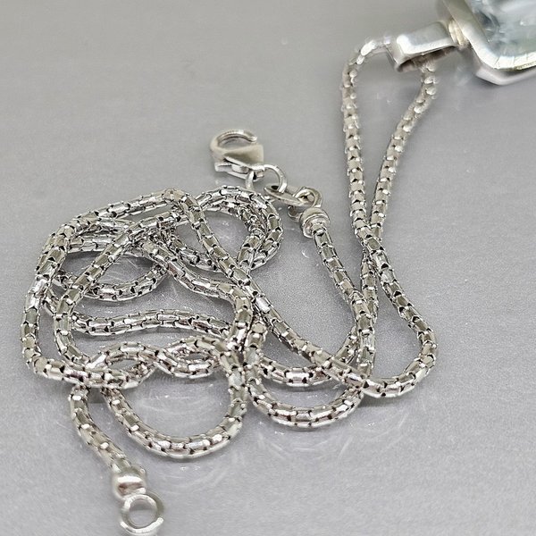 https://ekszeraukcio-product.s3.eu-central-1.amazonaws.com/6fd12292-08aa-47d3-9c23-414da8b671e4_thumbnail