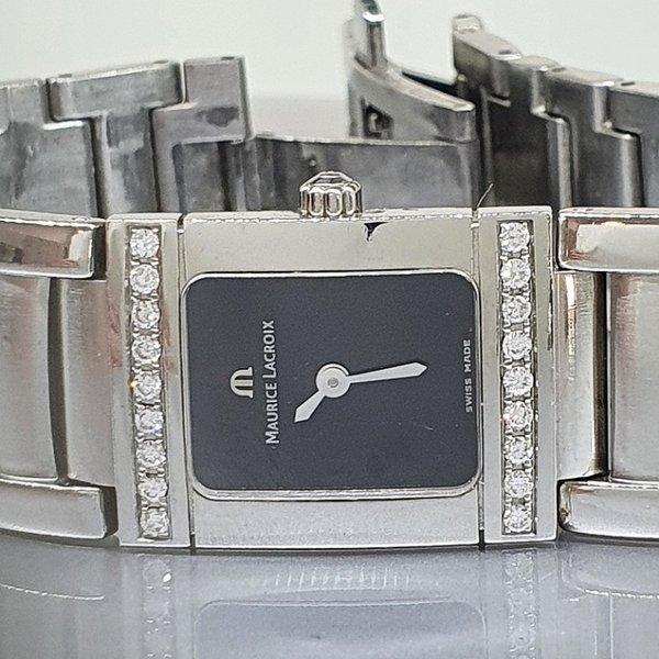 https://ekszeraukcio-product.s3.eu-central-1.amazonaws.com/745f2169-e5b3-4b8f-9281-913e64d20a77_thumbnail
