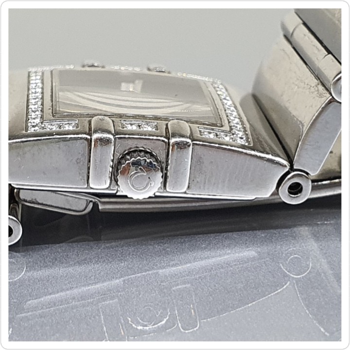 https://ekszeraukcio-product.s3.eu-central-1.amazonaws.com/751702da-9bf6-4a2a-bec3-27857eec1789