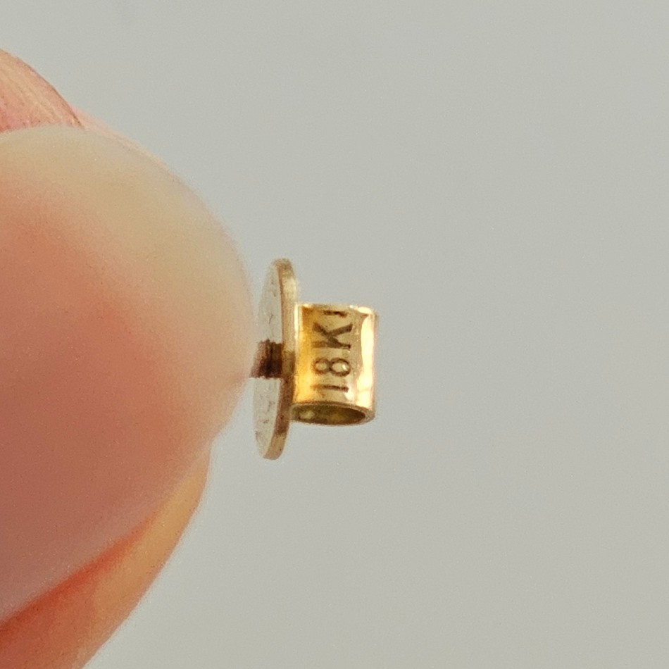 https://ekszeraukcio-product.s3.eu-central-1.amazonaws.com/78d9dd9f-2963-4448-9b19-d890b51fd192