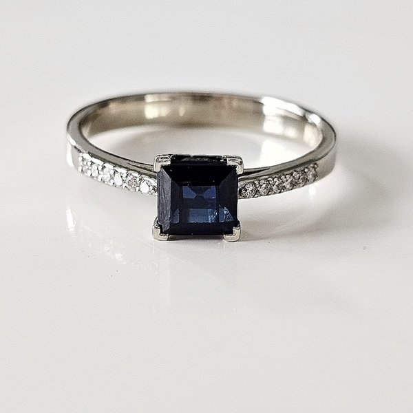 https://ekszeraukcio-product.s3.eu-central-1.amazonaws.com/795e7762-6a30-414c-af4f-e8affb7469d0_thumbnail