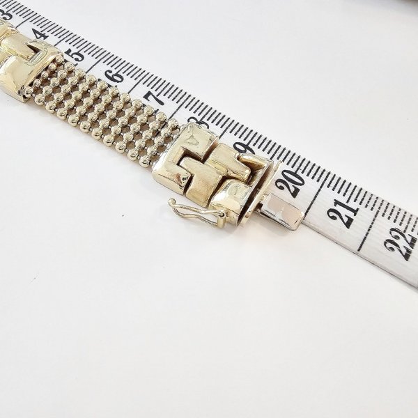 https://ekszeraukcio-product.s3.eu-central-1.amazonaws.com/7c6d74b2-2736-4aeb-8d28-3a7041e8b343_thumbnail