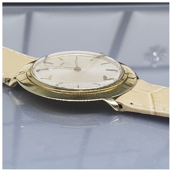 https://ekszeraukcio-product.s3.eu-central-1.amazonaws.com/7c7a05f6-d1d1-4d5b-bc12-01f3000cb1d5_thumbnail