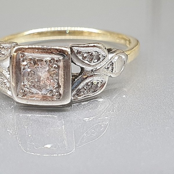 https://ekszeraukcio-product.s3.eu-central-1.amazonaws.com/810f1832-cddc-4e17-8872-aaa9280f6505_thumbnail