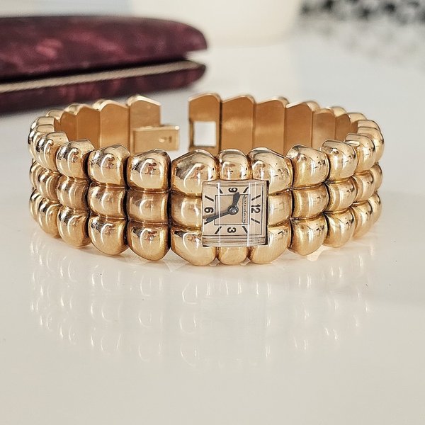 https://ekszeraukcio-product.s3.eu-central-1.amazonaws.com/83a15373-2866-4a06-b7ac-14e4fd04b41d_thumbnail