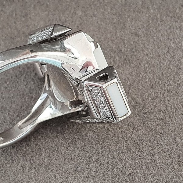 https://ekszeraukcio-product.s3.eu-central-1.amazonaws.com/8892202a-ba07-4426-b3e7-374f2cc390f4_thumbnail