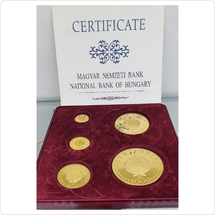 https://ekszeraukcio-product.s3.eu-central-1.amazonaws.com/8b33f3b2-49e7-4588-92a2-e60f9648fb0a