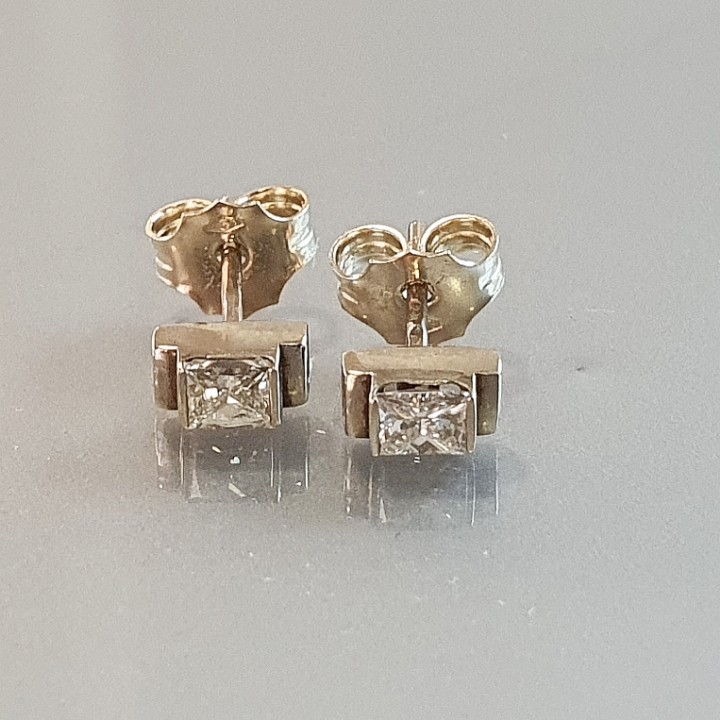 https://ekszeraukcio-product.s3.eu-central-1.amazonaws.com/92c4a3e6-52a3-493f-a1e0-77b3ac61df26