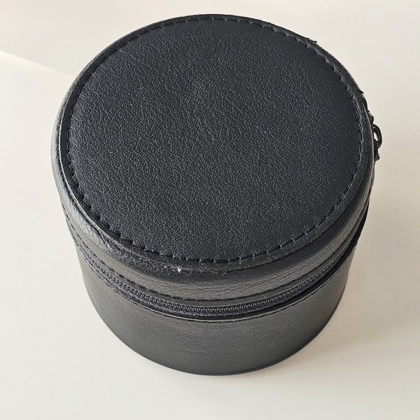 https://ekszeraukcio-product.s3.eu-central-1.amazonaws.com/931bd79d-c5b3-4d12-848b-044487b10669_thumbnail