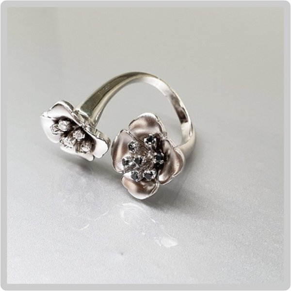 https://ekszeraukcio-product.s3.eu-central-1.amazonaws.com/940a4867-a5f7-4685-8fbe-79f28c7223d2_thumbnail