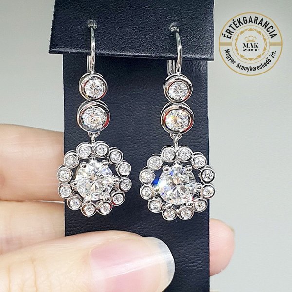 https://ekszeraukcio-product.s3.eu-central-1.amazonaws.com/95e6beec-cf37-4953-835d-7cdccb57fcc6_thumbnail