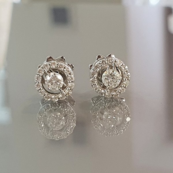 https://ekszeraukcio-product.s3.eu-central-1.amazonaws.com/9783b853-22a4-41b8-9ef8-83a2bc512425_thumbnail