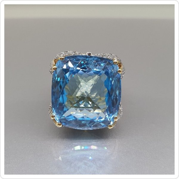 https://ekszeraukcio-product.s3.eu-central-1.amazonaws.com/9c2d653f-de89-4f0e-b57e-e60b1b3b210d_thumbnail