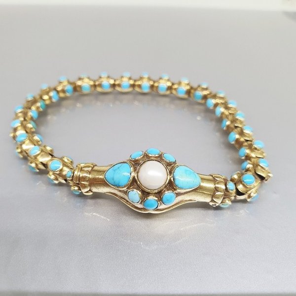 https://ekszeraukcio-product.s3.eu-central-1.amazonaws.com/9f5b77e6-dd84-45ad-a473-cc2ff76ec6d3_thumbnail