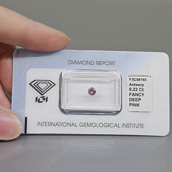https://ekszeraukcio-product.s3.eu-central-1.amazonaws.com/a4420389-c5a1-4748-994c-7f3d92f0081a_thumbnail
