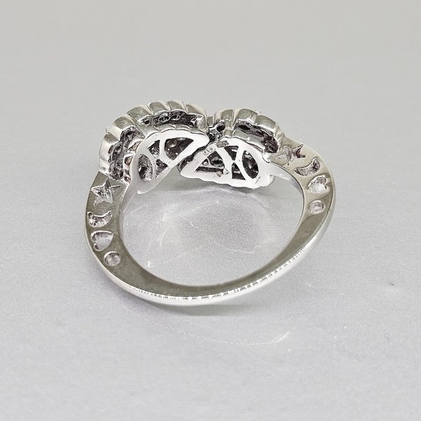 https://ekszeraukcio-product.s3.eu-central-1.amazonaws.com/a52e4cb9-e969-464f-a6a8-7f9eed751819_thumbnail