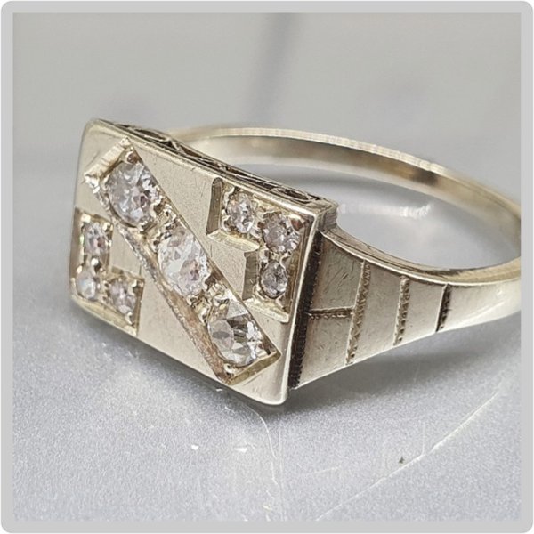 https://ekszeraukcio-product.s3.eu-central-1.amazonaws.com/a551f613-59f1-45ed-b4cb-3b3f3e99f777_thumbnail
