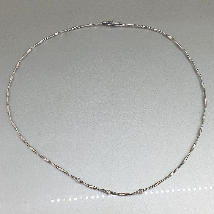 https://ekszeraukcio-product.s3.eu-central-1.amazonaws.com/a794e5f3-f75a-439b-8ece-d8b659e39565