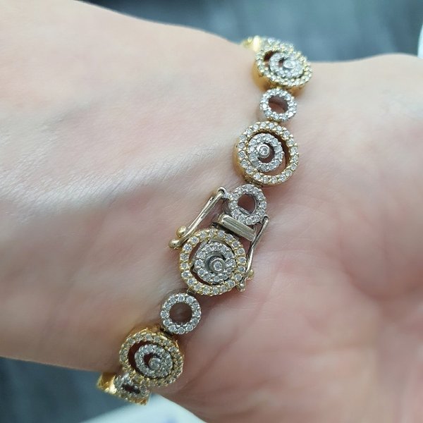 https://ekszeraukcio-product.s3.eu-central-1.amazonaws.com/aa7ff3f5-d018-4136-88db-d6fdca17ac8c_thumbnail