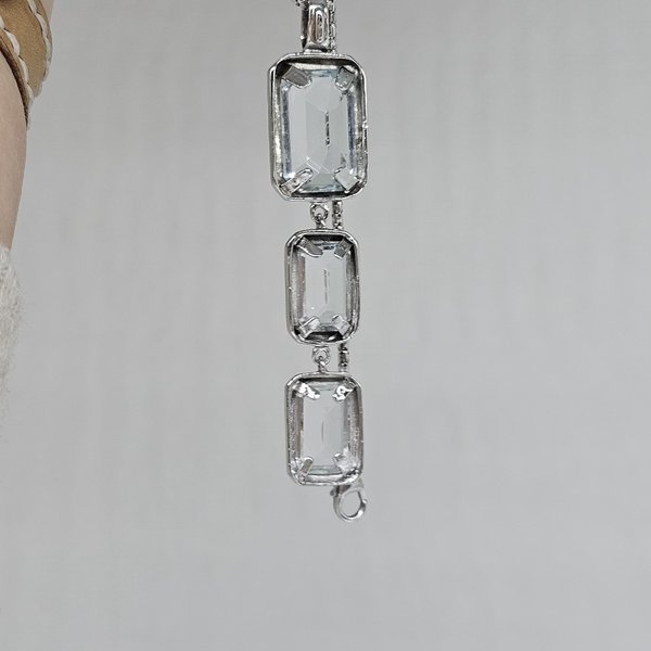 https://ekszeraukcio-product.s3.eu-central-1.amazonaws.com/aaa5bd7f-0a02-4d27-9195-705b6bc26f0a_thumbnail