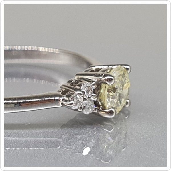 https://ekszeraukcio-product.s3.eu-central-1.amazonaws.com/aaac5e7a-bc0d-45e6-9c4f-542a05648de7_thumbnail
